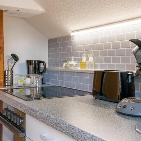 Gemuetliches Dg Apartment- 3 Personen- Parkplatz- Wlan Appartement