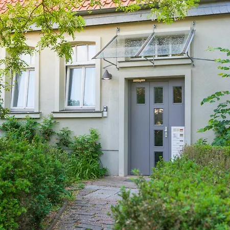 Gemuetliches Dg Apartment- 3 Personen- Parkplatz- Wlan *