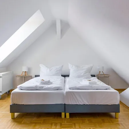 Gemuetliches Dg Apartment- 3 Personen- Parkplatz- Wlan Wolfsburg