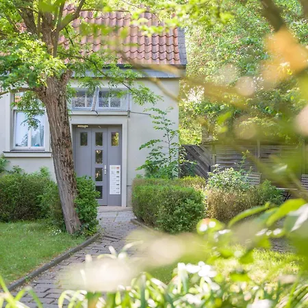 Gemuetliches Dg Apartment- 3 Personen- Parkplatz- Wlan * Wolfsburg